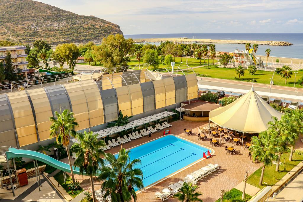 Grand Akca Hotel Газипаша Екстериор снимка